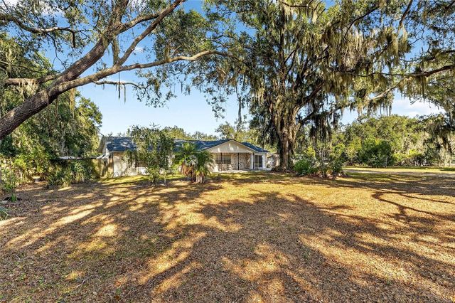 1748 E WHEELER ROAD, Seffner, FL 33584