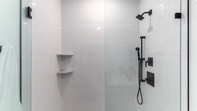 89 Cleveland St 89, Arlington, MA 02474