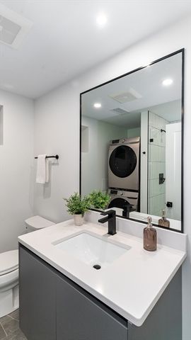 89 Cleveland St 89, Arlington, MA 02474