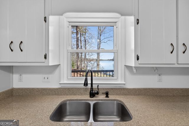 9018 Lakeview Parkway, Villa Rica, GA 30180