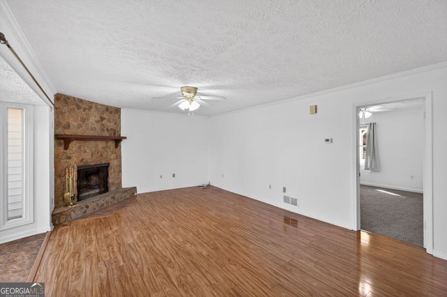 9018 Lakeview Parkway, Villa Rica, GA 30180