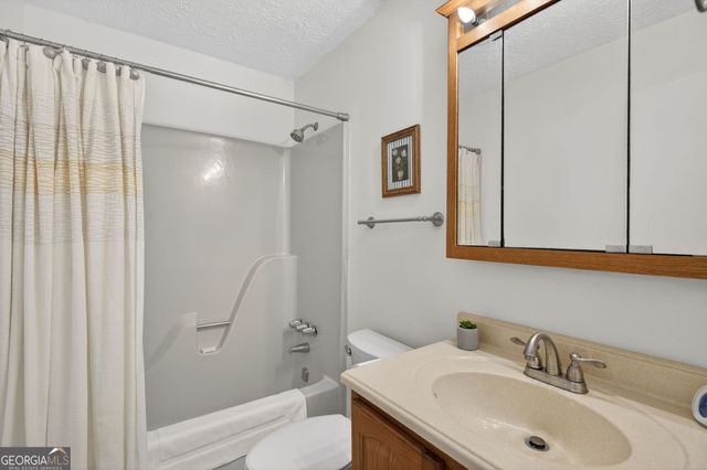 9018 Lakeview Parkway, Villa Rica, GA 30180