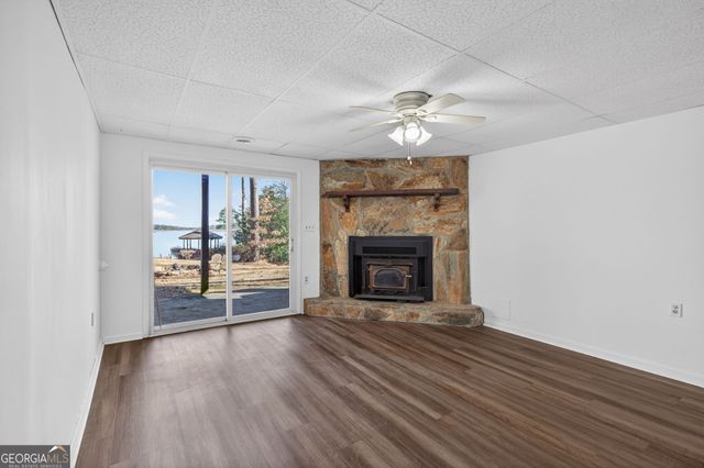 9018 Lakeview Parkway, Villa Rica, GA 30180