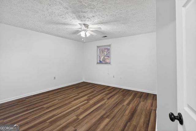 9018 Lakeview Parkway, Villa Rica, GA 30180
