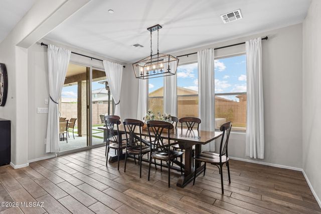 10957 W Renwick Drive, Marana, AZ 85653