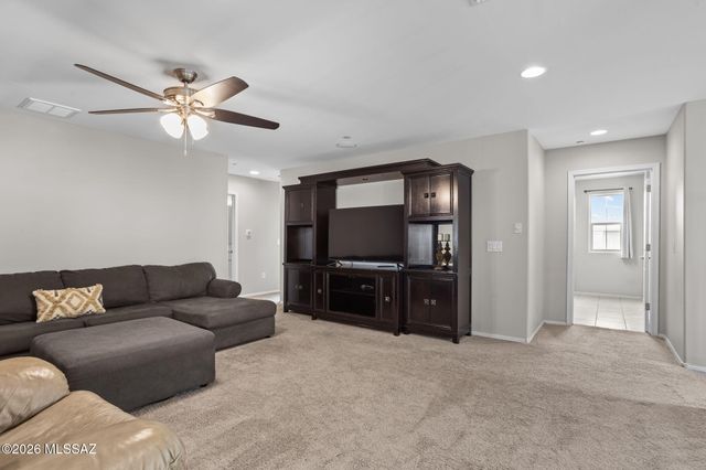10957 W Renwick Drive, Marana, AZ 85653