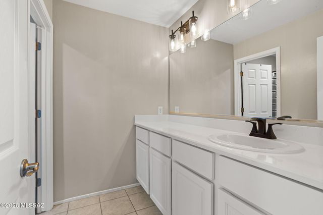 10957 W Renwick Drive, Marana, AZ 85653