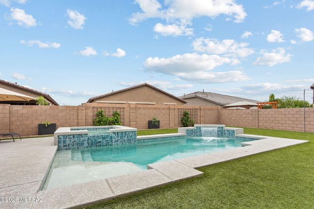 10957 W Renwick Drive, Marana, AZ 85653