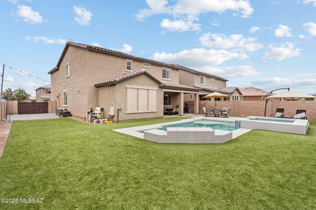10957 W Renwick Drive, Marana, AZ 85653