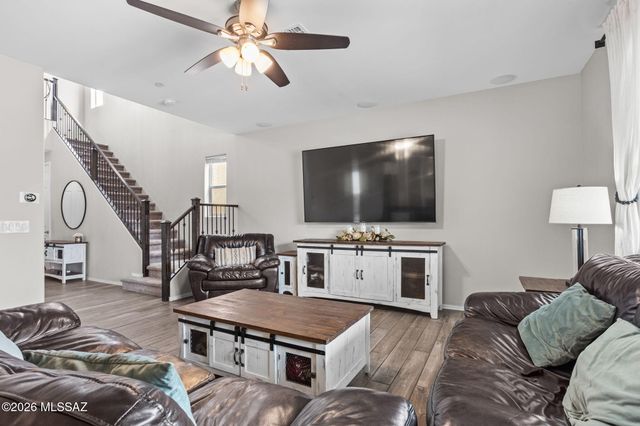 10957 W Renwick Drive, Marana, AZ 85653