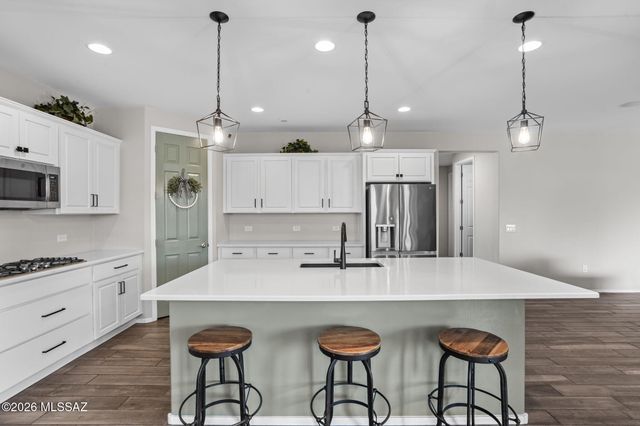 10957 W Renwick Drive, Marana, AZ 85653