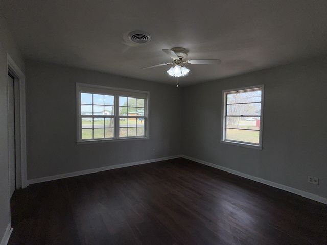 410 Lone Star Road, Trinidad, TX 75163