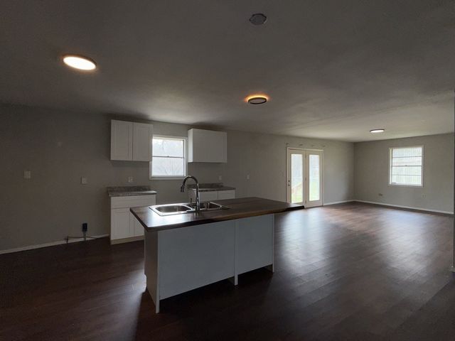 410 Lone Star Road, Trinidad, TX 75163