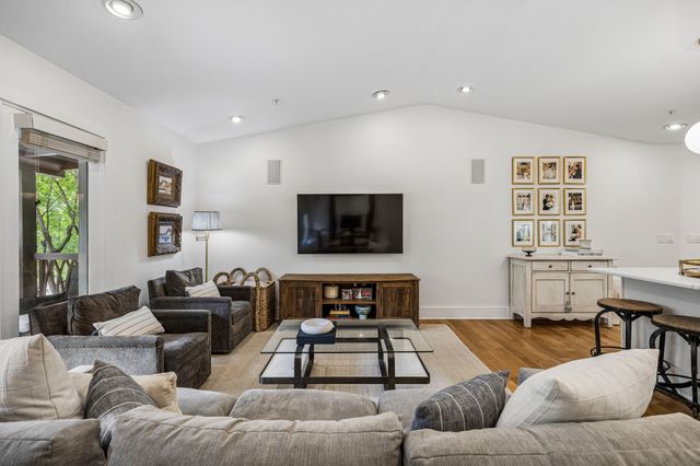 5109 Dillard Lane, Dallas, TX 75209
