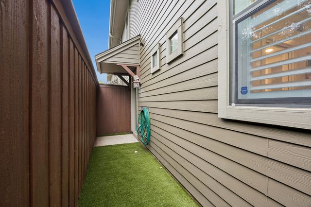 5109 Dillard Lane, Dallas, TX 75209