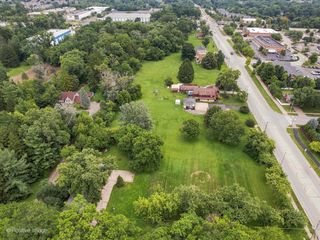1340 83rd Street, Downers Grove, IL 60516