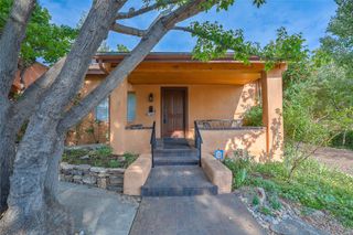 521 Webber, Santa Fe, NM 87505