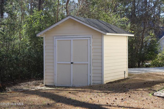 167 Hydrangea Lane, Hampstead, NC 28443