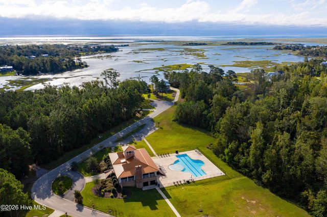 167 Hydrangea Lane, Hampstead, NC 28443