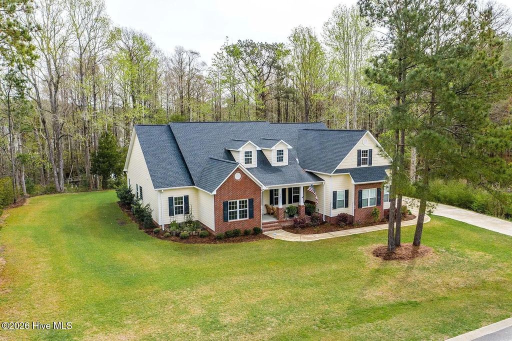 167 Hydrangea Lane, Hampstead, NC 28443