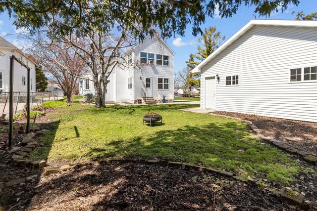 1224 EASTMAN STREET, Oshkosh, WI 54901