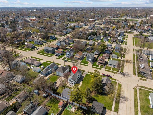 1224 EASTMAN STREET, Oshkosh, WI 54901