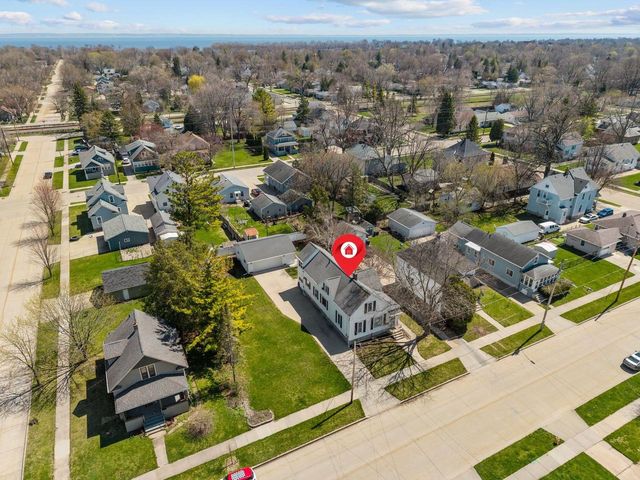 1224 EASTMAN STREET, Oshkosh, WI 54901