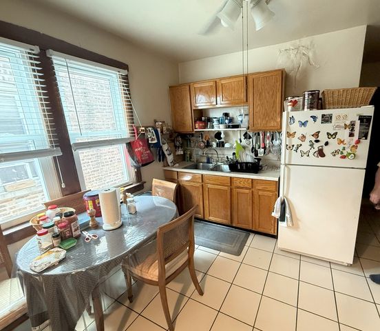 4253 N Austin Avenue, Chicago, IL 60634