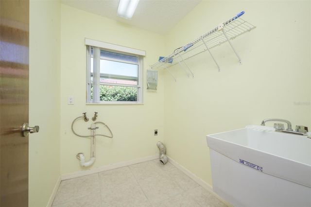 52 WYNNFIELD DRIVE, Palm Coast, FL 32164