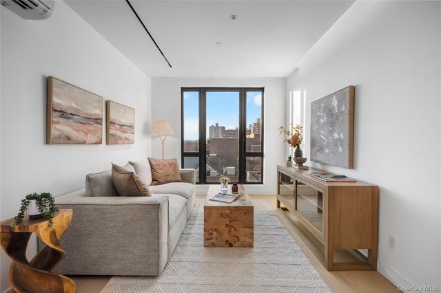 108-15 72nd Avenue 3A, Forest Hills, NY 11375