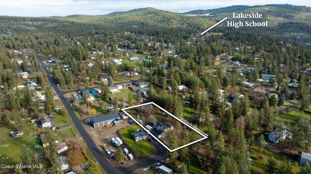 11448 W Meadowview Ln, Nine Mile, WA 99026