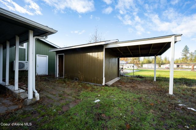 11448 W Meadowview Ln, Nine Mile, WA 99026
