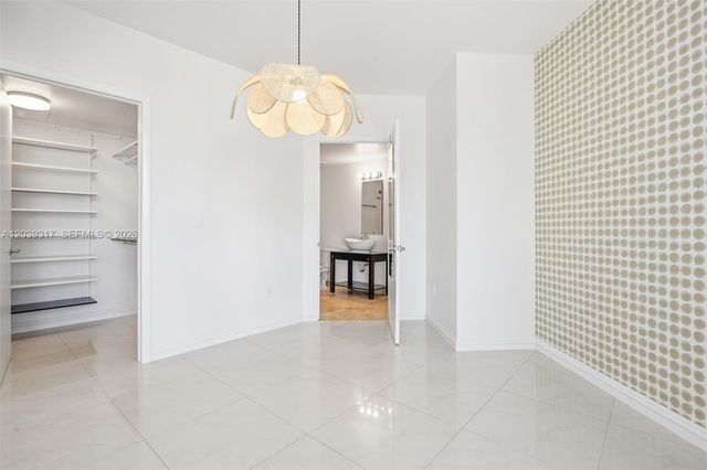 350 S Miami Ave 1903, Miami, FL 33130