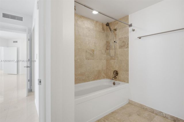 350 S Miami Ave 1903, Miami, FL 33130