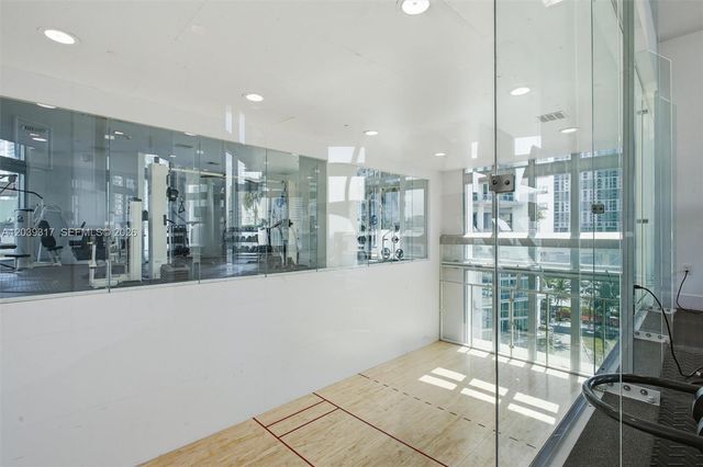 350 S Miami Ave 1903, Miami, FL 33130