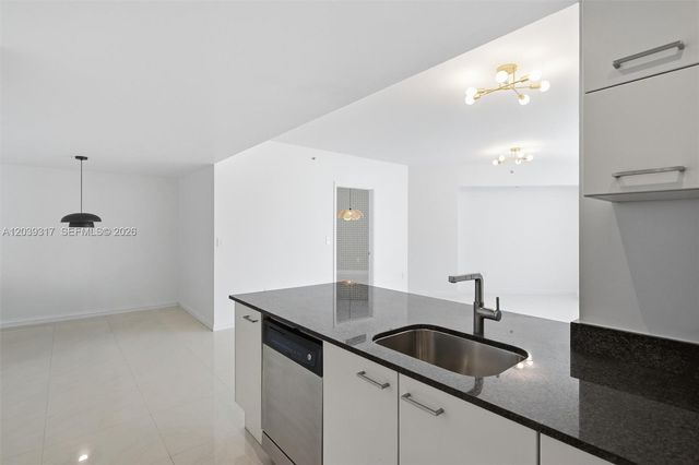350 S Miami Ave 1903, Miami, FL 33130