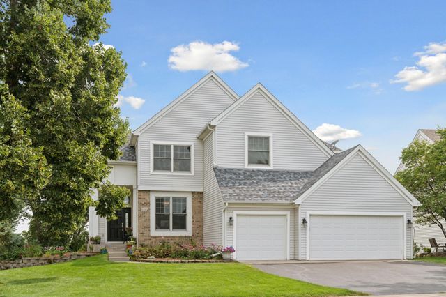 11251 Nassau Circle NE, Blaine, MN 55449