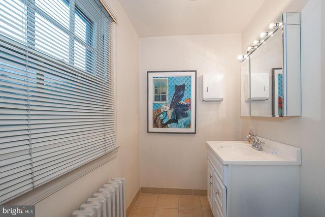 40 ROCK HILL RD, Bala Cynwyd, PA 19004