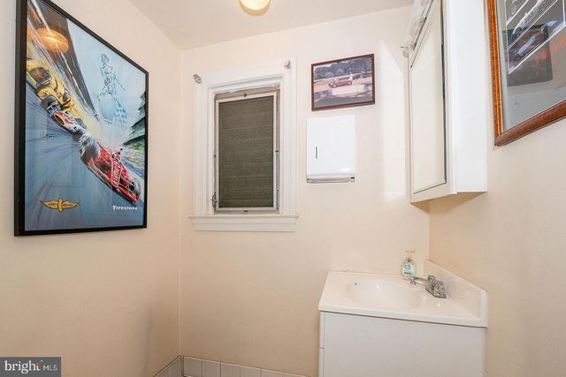 40 ROCK HILL RD, Bala Cynwyd, PA 19004