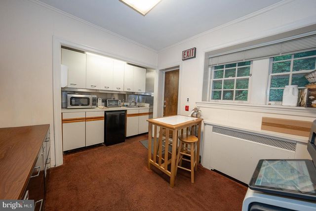 40 ROCK HILL RD, Bala Cynwyd, PA 19004