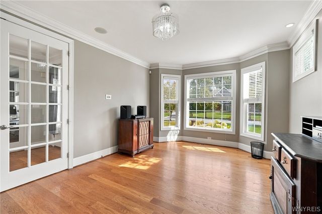 294 North Rockingham, Amherst, NY 14228