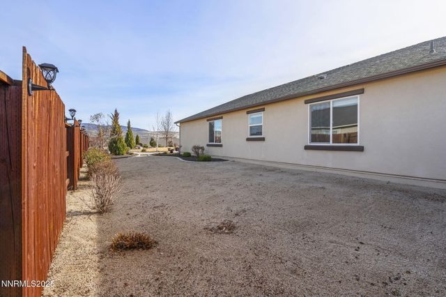 742 Mallard Crest Drive, Sparks, NV 89441