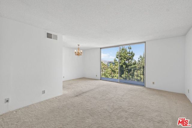 100 S Doheny Drive 719, Los Angeles, CA 90048