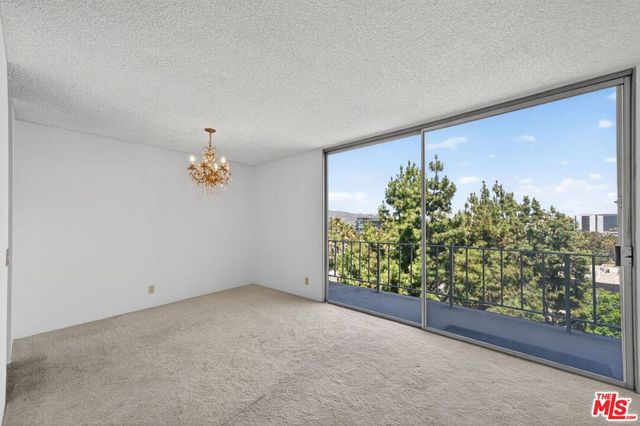 100 S Doheny Drive 719, Los Angeles, CA 90048