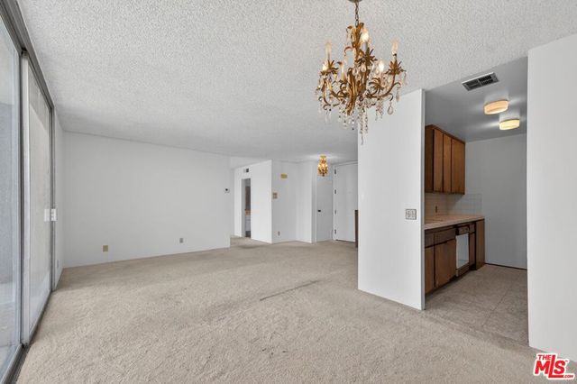 100 S Doheny Drive 719, Los Angeles, CA 90048