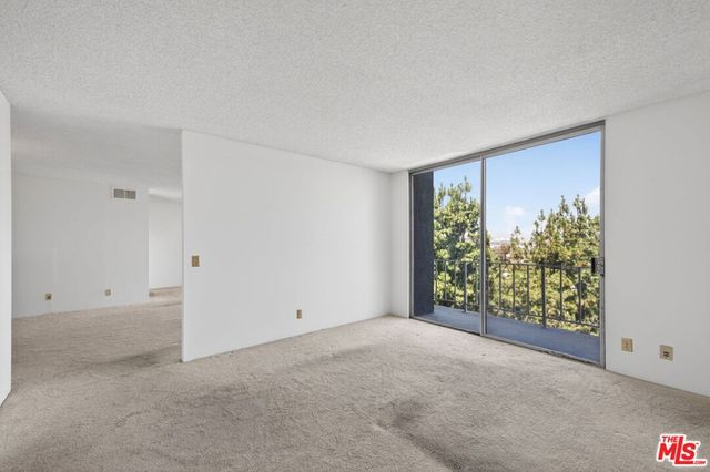 100 S Doheny Drive 719, Los Angeles, CA 90048