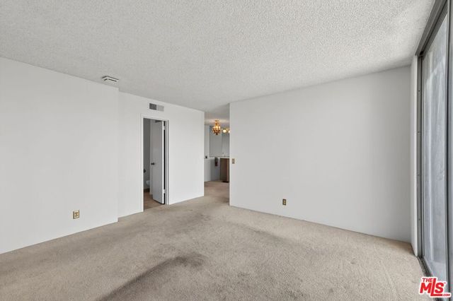 100 S Doheny Drive 719, Los Angeles, CA 90048