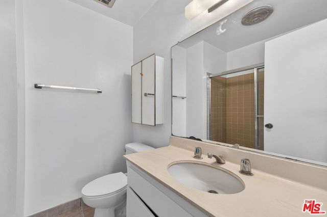 100 S Doheny Drive 719, Los Angeles, CA 90048
