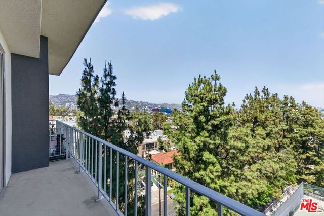 100 S Doheny Drive 719, Los Angeles, CA 90048