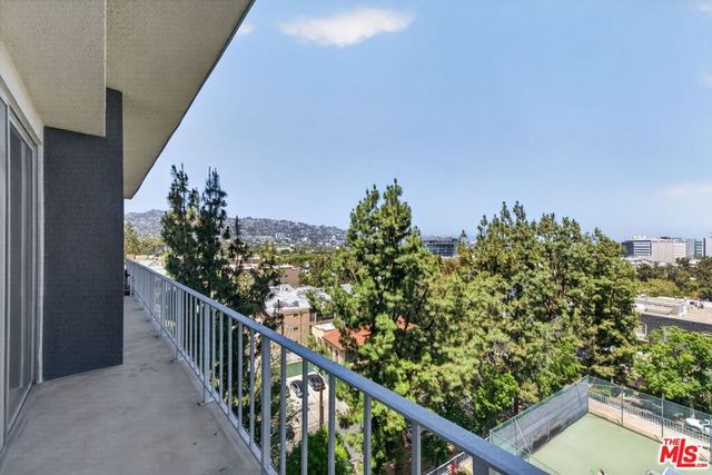 100 S Doheny Drive 719, Los Angeles, CA 90048